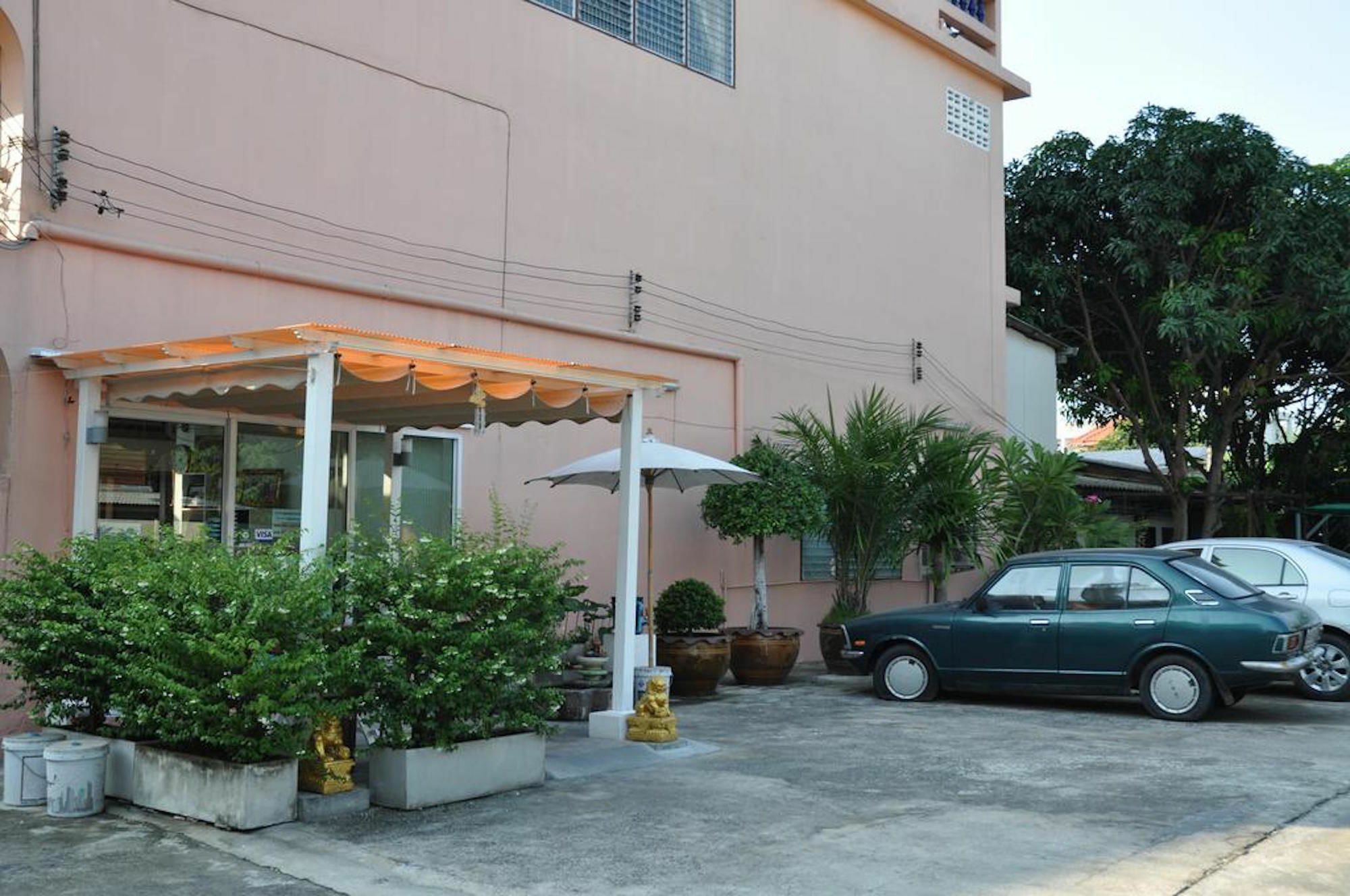 בנגקוק Vareevara Apartment מראה חיצוני תמונה